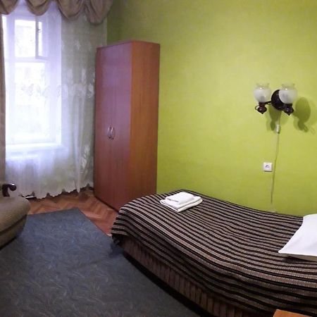 Kolos Hotel Obolon Киев Екстериор снимка