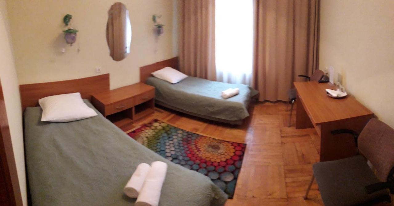 Kolos Hotel Obolon Киев Екстериор снимка