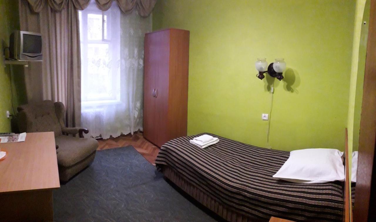 Kolos Hotel Obolon Киев Екстериор снимка