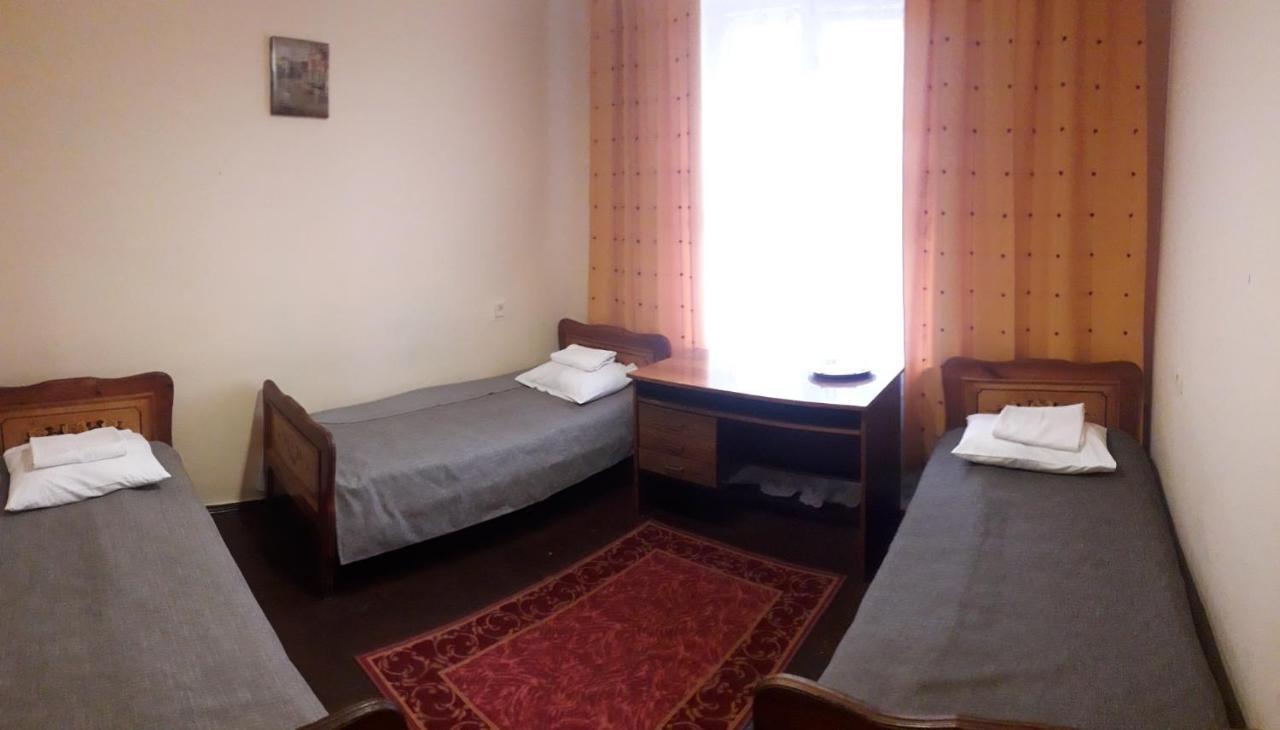 Kolos Hotel Obolon Киев Екстериор снимка